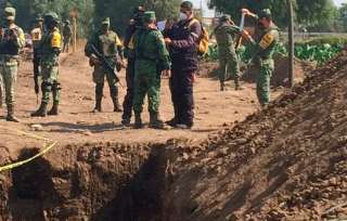 César Augusto Godoy Orozco, comandante de la 37 zona militar, informó que el personal hizo recorridos y fue así como ubicaron la excavación