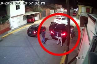 #Video: Así despojaron a familia de su camioneta en violento asalto, en #Metepec