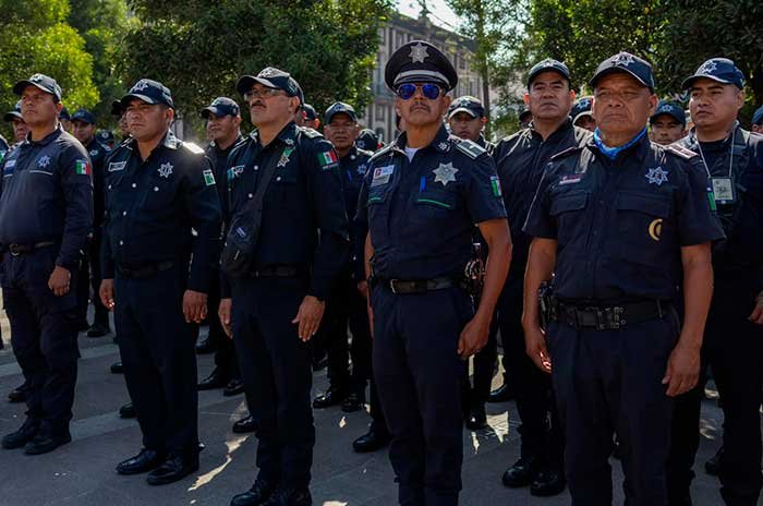 El Gobierno municipal desplegará mil 700 policías durante los festejos del 15 y 16 de septiembre.