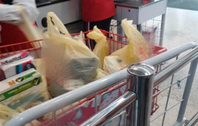 Multan a seis negocios de #Toluca por dar bolsas de plástico y popotes