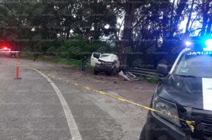 El joven quedó prensado dentro de una camioneta Toyota Hilux que se accidentó en Villa Victoria.