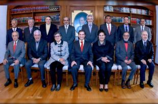  14 expresidentes municipales de Toluca se reunieron esta mañana con el Alcalde Juan Maccise