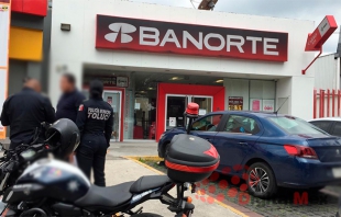 Asaltan Banorte de Carranza y Pino Suárez en Toluca