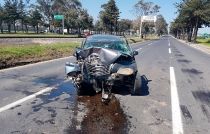 Muere automovilista al chocar contra árbol en la Toluca-Atlacomulco