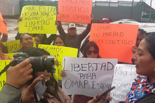 Habitantes de San Miguel Oxtotilpan bloquearon la carretera federal 134 Toluca-Altamirano, a la altura del kilómetro 40