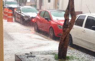 Afectadas siete colonias de Zinacantepec por fuertes lluvias y granizo