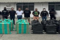 Los detenidos fueron identificados como Jhonny Marcelo Z. D. (ecuatoriano), Jesús Francisco O. L. y Luis Henrique L. R. (mexicanos), y Andrés Felipe G. Ch. (colombiano).