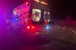 Paramédicos del SUEM atendieron a un hombre herido tras la riña registrada en Tlachaloya Primera Sección, en Toluca