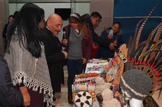 Esta expo-venta se lleva a cabo del 9 al 13 de diciembre en el vestíbulo de las instalaciones del Poder Legislativo.