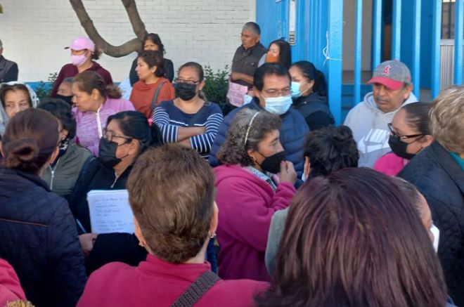 Inconformes señalaron que desde hace más de medio año carecen del suministro de agua.