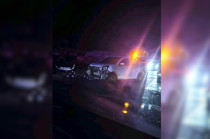 El vehículo fue encontrado con al menos 20 impactos de bala