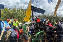 Cuerpos de emergencia acudieron a una parcela de Villa Victoria para liberar al joven de 17 años que quedó atrapado en una trituradora de rastrojo.