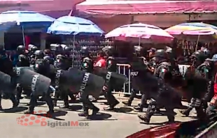 #Video: Megaoperativo contra ambulantes en zona terminal de #Toluca