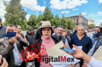 Maribel Estrada Chávez, representante de un grupo de elementos de CUSAEM, afirmó que los sueldos se han reducido en distintos periodos de 2025.