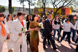 Marco Antonio Rodríguez Hurtado, recibió a María Elena Ríos Ortiz