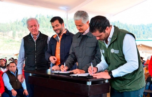 Firma Alfredo del Mazo convenios para mejorar cuidado de bosques y áreas protegidas