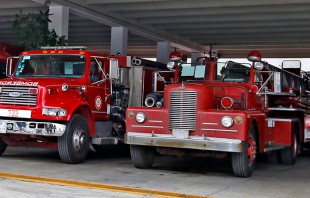 Sofocan bomberos incendio en Toluca