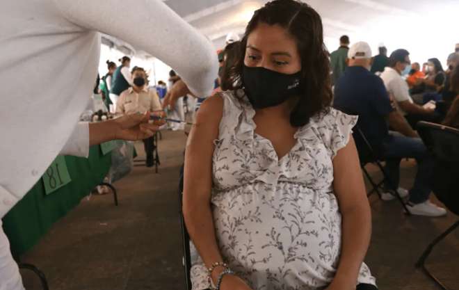 El ayuntamiento informó que será de 08:00 a 18:00 horas y en las cuatro sedes habituales donde aplicarán el biológico, siguiendo con la estrategia de vacunación a nivel federal