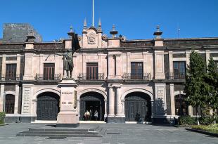 Las modificaciones favorecen el principio de paridad de género, a fin de cerrar la brecha histórica de desigualdad.