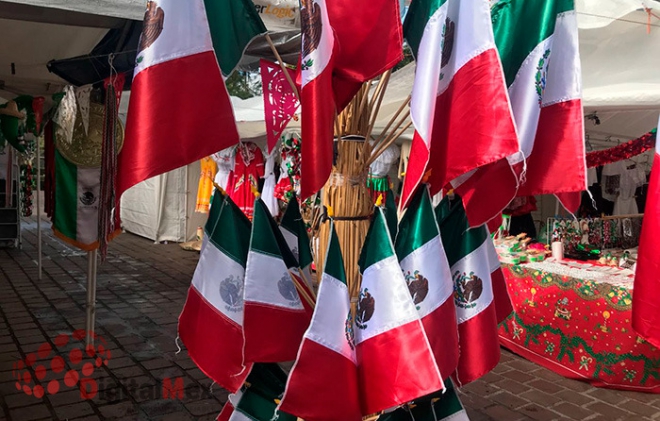 Listos artesanos para la Feria de la Bandera en Toluca