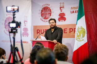 Isaac Montoya presenta el programa Huellas de la Transformación en conferencia de prensa