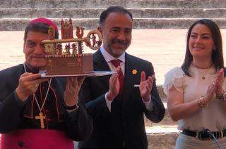 Monseñor Raúl Gómez González destacó en el evento que la esperanza se finca en la paz, la solidaridad y la empatía.