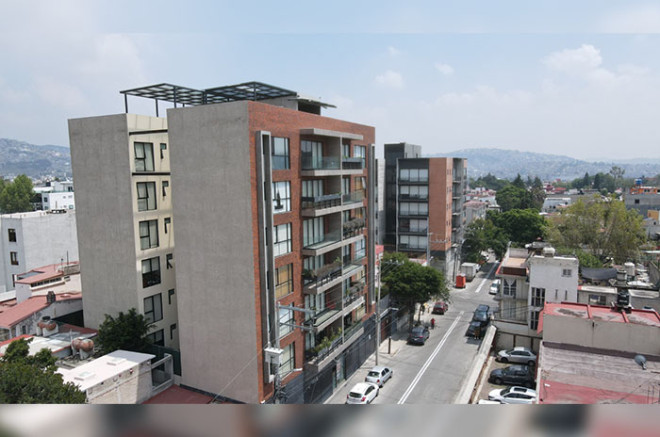En el caso particular de San Lucas Tepetlacalco, las inmobiliarias generan muchos recursos y evaden contribuciones.