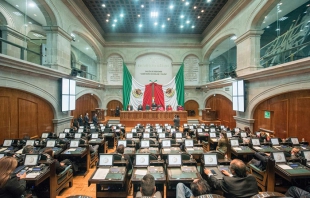 Rinden diputados homenaje a &quot;El Nigromante&quot; a 200 años de su natalicio