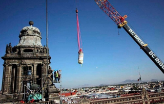 Retiran Fe y Caridad de la Catedral Metropolitana