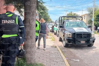 Elementos de seguridad resguardaron el domicilio donde dos niñas, de uno y tres años, fueron asesinadas con arma blanca.