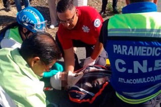 El hombre fue rápidamente atendido por paramédicos de la Comisión Nacional de Emergencia y Protección Civil