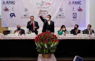 Los empresarios son los que mueven al país generando empleos 