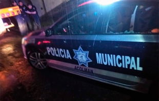 Atacan patrulla que transportaba a detenido y lo matan, en Acolman