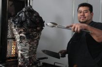 Taquerías de Nezahualcóyotl y Tlalnepantla representarán a México en un festival gastronómico que se realizará en París, Francia.