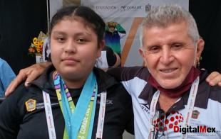 Perla logró la plata en arranque y dos medallas de oro en envión y total en la división de más de 76kg en la categoría Sub-15