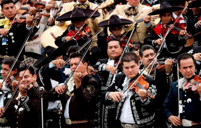 Toluca pretende imponer nuevo Récord Guinness de “El Mariachi más grande del mundo”