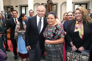 Visita de Rigoberta Menchú a Toluca