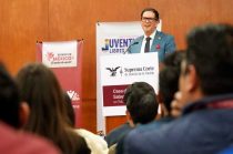 CODHEM participó en conversatorio en Toluca para fortalecer inclusión y no discriminación juvenil