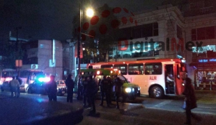 #Toluca: Chofer apuñala a pasajero y se da la fuga