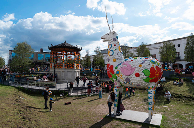 Artistas como Juan Villoro, Kinky, Los Estrambóticos y la Orquesta Filarmónica de Toluca forman parte de la programación.