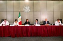 La gobernadora Delfina Gómez Álvarez encabezó la reunión de evaluación del Plan Integral para el Oriente del Estado de México.