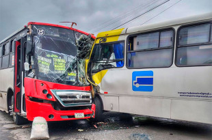 Al lugar acudió personal paramédico de la Cruz Roja Mexicana, que movilizó tres ambulancias para atender la emergencia. 
