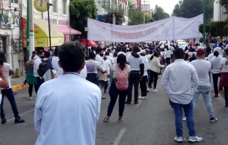 Ambulantes, vagoneros y taxistas piden apoyo por falta de empleo en #Ecatepec
