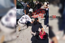Equipos de rescate municipales acudieron al lugar y brindaron atención a la menor, quien viajaba en una motoneta marca Honda Dio.