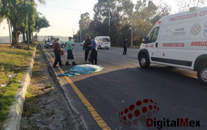 La persona se dirigía a dejarle de cenar a su esposa, la cual trabaja en una gasolinera de la zona