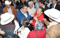 Almoloya de Juárez festeja a más de mil 500 abuelitos