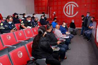 Habrá 6 mil 500 personas en el inmueble