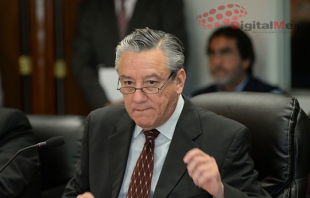 Del Mazo paga con creces no tener mayoría: Bernardo Barranco