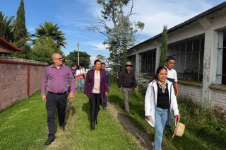 Durante el recorrido, se destacó la importancia de mejorar la infraestructura educativa y promover entornos que fortalezcan la formación integral de las y los estudiantes.