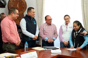 Celebraron la ceremonia de entrega de constancias a los burocratas que concluyeron el Taller Básico de Braille